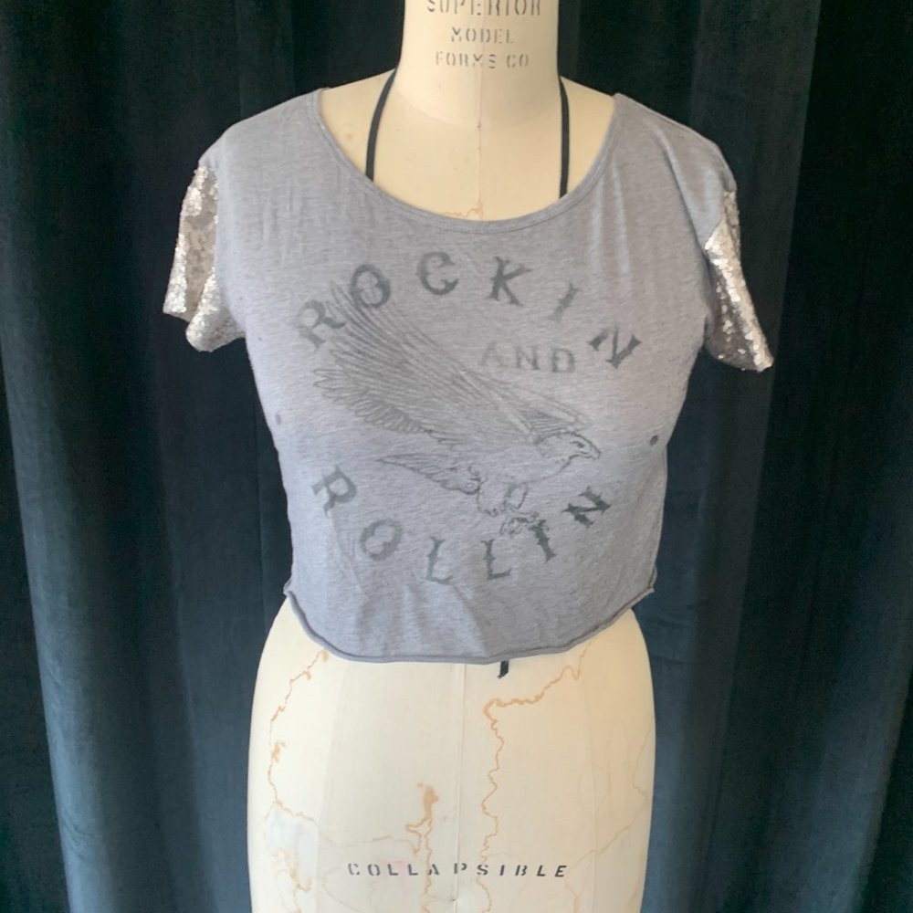 “Rockin and rollin” top